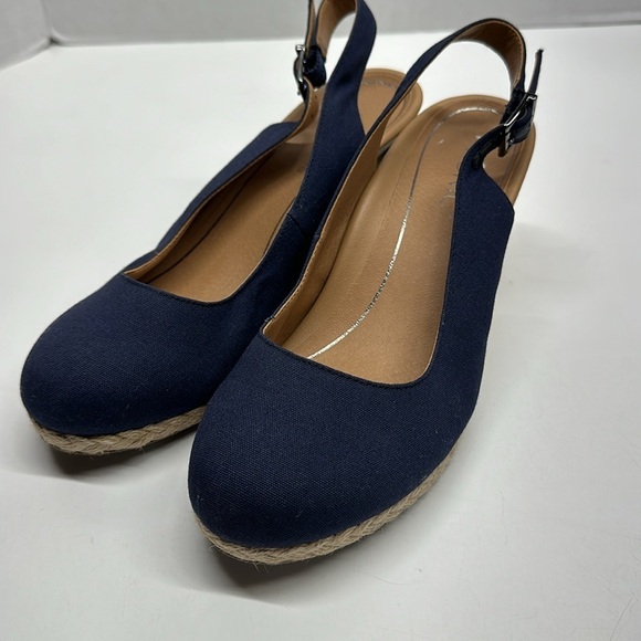 Vionic Coralina Supportive Wedge Sandal Shoes Wedges Navy Blue Women’s Size 9.5 - Picture 3 of 10